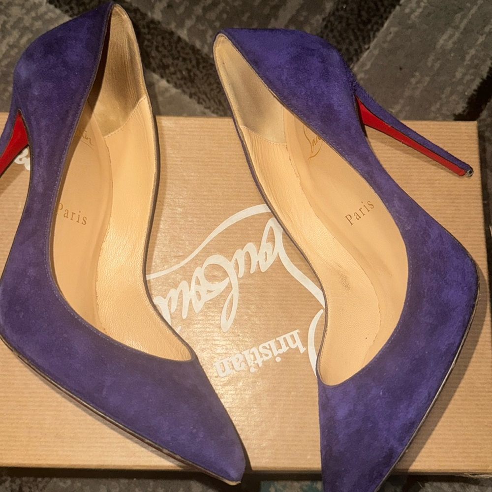 Women’s Christian Louboutin‘s heels  100 suede